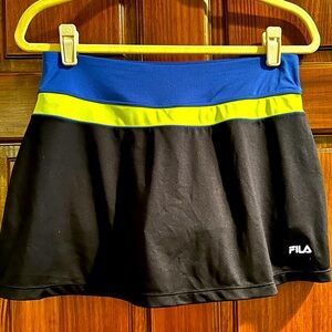 Fila Black Women’s Skirt w/ Built-in Shorts - Golf  / Tennis Skort - Size M